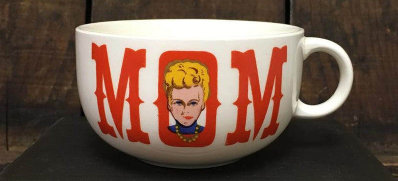 7 Amazing Vintage Mother's Day Mugs From Etsy